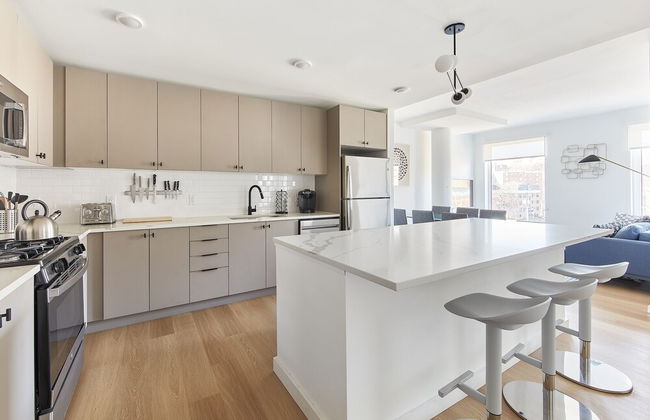 Modern 3 BR Loft -shared Deck - gym - Mins to NYC - Foto 3