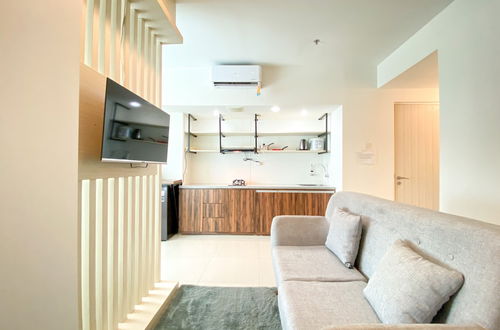 Photo 1 - Minimalist And Strategic Studio Apartment At Grand Kamala Lagoon