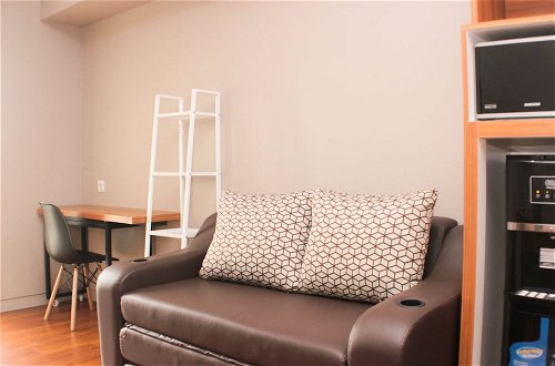 Foto 12 - Fancy And Comfy 2Br Apartment At Springlake Summarecon