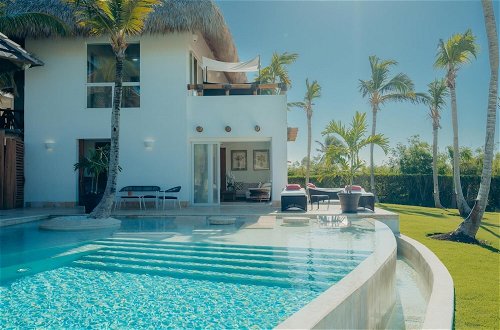 Foto 56 - Unique Luxury Villa With Full Staff and Ocean View