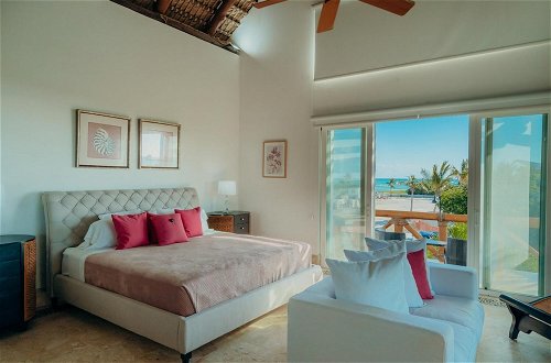 Photo 23 - Unique Luxury Villa With Full Staff and Ocean View
