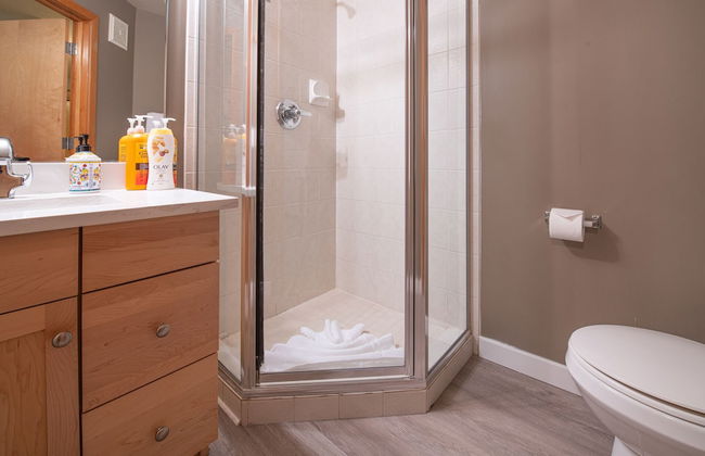 Mountain View 2 Bedroom Condo-Top Floor - Foto 15