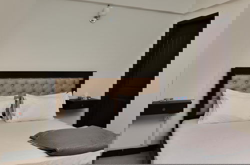 Photo 5 - Remarkable Diamond Apartment Dha Defense Karachi