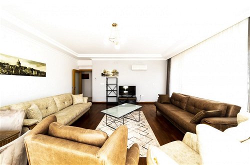 Photo 9 - Flat With Sea View 5 Min to Beach in Antalya