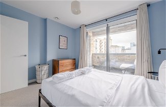 Photo 2 - Light & Spacious 1bedroom Flat With Balcony - Mile End