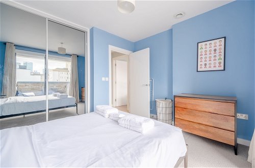 Photo 3 - Light & Spacious 1bedroom Flat With Balcony - Mile End