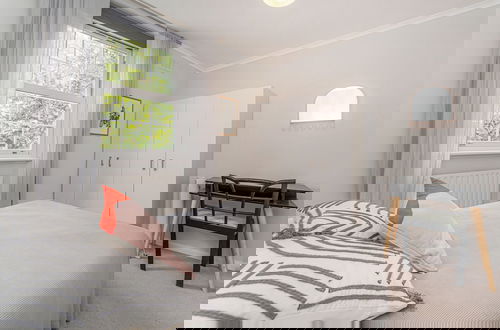Foto 4 - Fantastic two Bedroom Apartment in Vibrant Kings Cross by Underthedoormat