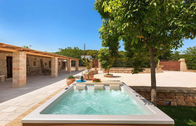 2474 Villa Vanda - Photo 1