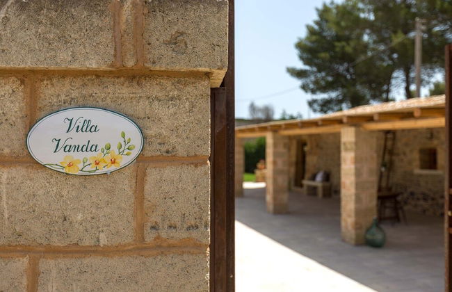 2474 Villa Vanda - Photo 37