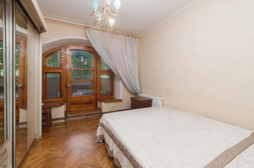 Photo 4 - Apartment near Opera Theater