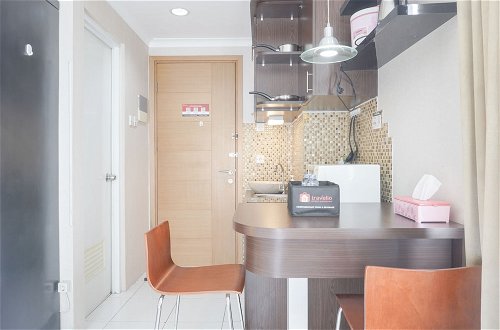 Photo 10 - Nice And Cozy Studio At Signature Park Tebet Apartment