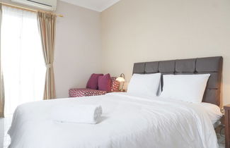 Photo 2 - Nice And Cozy Studio At Signature Park Tebet Apartment