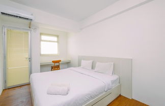 Photo 1 - Enjoy Living Studio Room At Gunung Putri Square Apartment