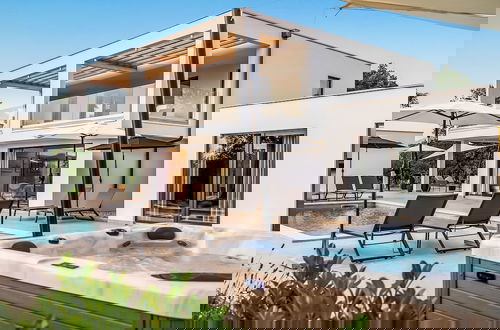 Foto 1 - Luxury Villa Sonia With Wellness & Gym