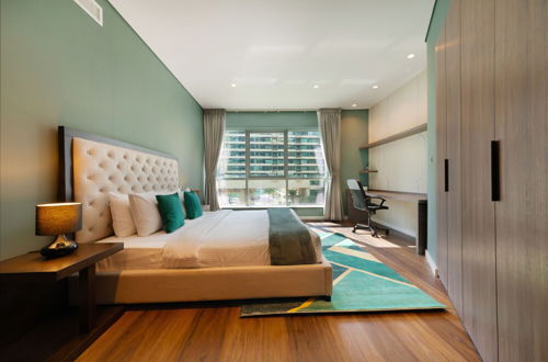 Photo 4 - Maison Privee - Stunning 3-Floor Villa w/ Kids Room and Rooftop Terrace over Dubai Marina