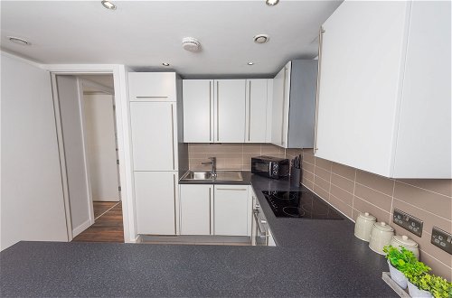Photo 8 - Beautiful 2-bed Apartment in Liverpool City Centre