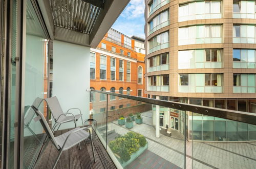 Foto 15 - Beautiful 2-bed Apartment in Liverpool City Centre