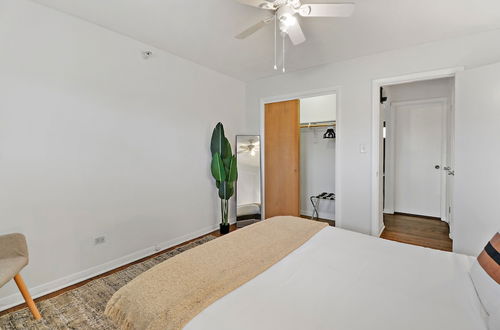 Photo 5 - Picturesque 1BR Apt in Arlington Heights