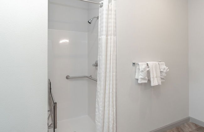 Yugo Guest Suites - Foto 28