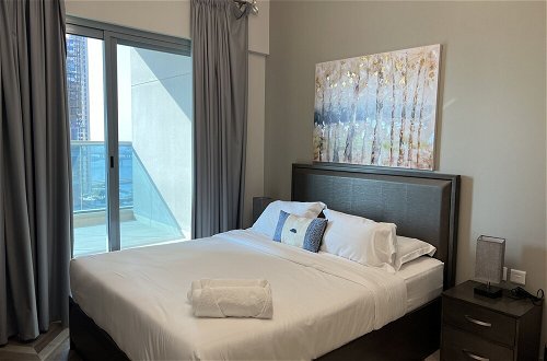 Photo 5 - SuperHost - Spacious Apartment In Business Bay With Canal View
