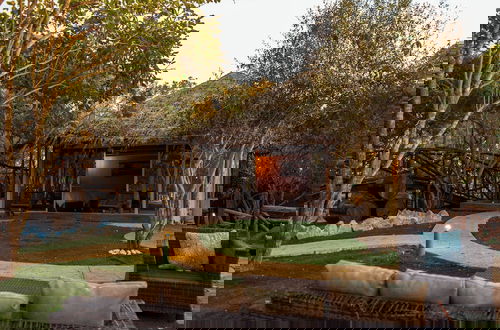 Photo 47 - Palm Valley Cabins