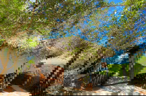 Photo 2 - Palm Valley Cabins