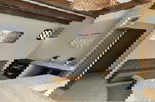 Photo 2 - Blanko Living