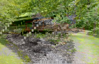 Foto 1 - Blue Hawk Hideaway 3 Bedroom Cabin by RedAwning
