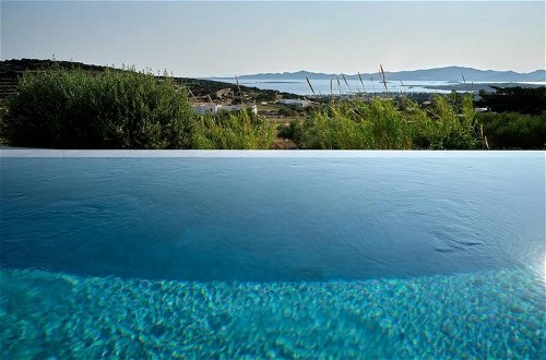 Photo 20 - La Vitalite Luxury Villa Mer in Paros