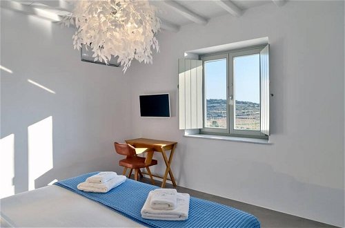 Photo 24 - La Vitalite Luxury Villa Mer in Paros