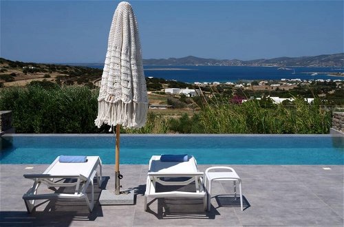 Photo 33 - La Vitalite Luxury Villa Mer in Paros