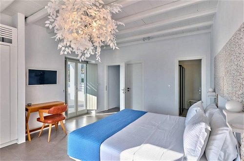 Photo 17 - La Vitalite Luxury Villa Mer in Paros