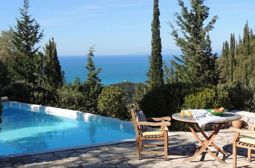 Photo 1 - Villa Thalia - Agios Nikitas Villas