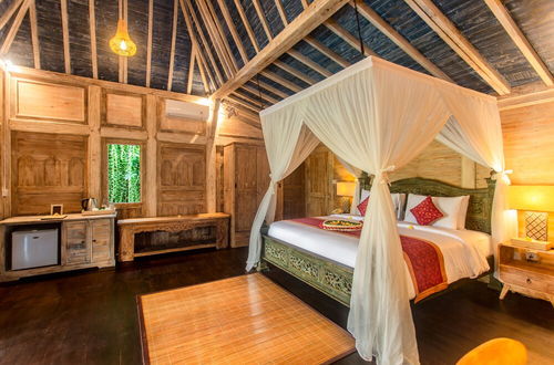 Photo 5 - Wooden Ganeca Villas by Pramana Villas