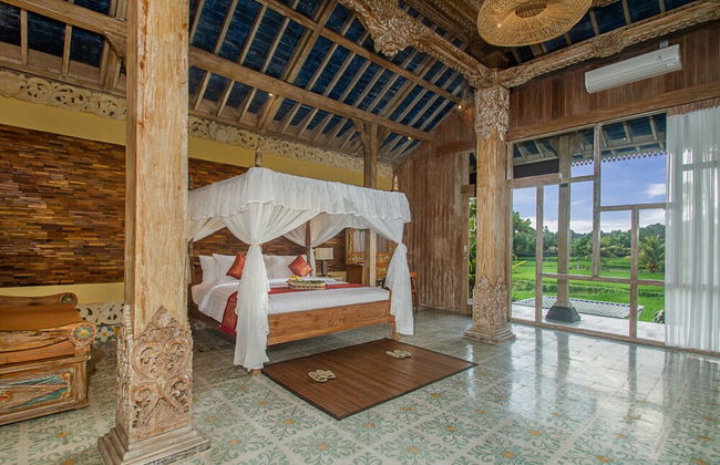 Wooden Ganeca Villas by GenuineHost - Foto 16