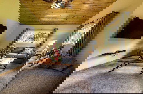 Foto 1 - Tropical Island Paradise 2 Bedroom Home by RedAwning