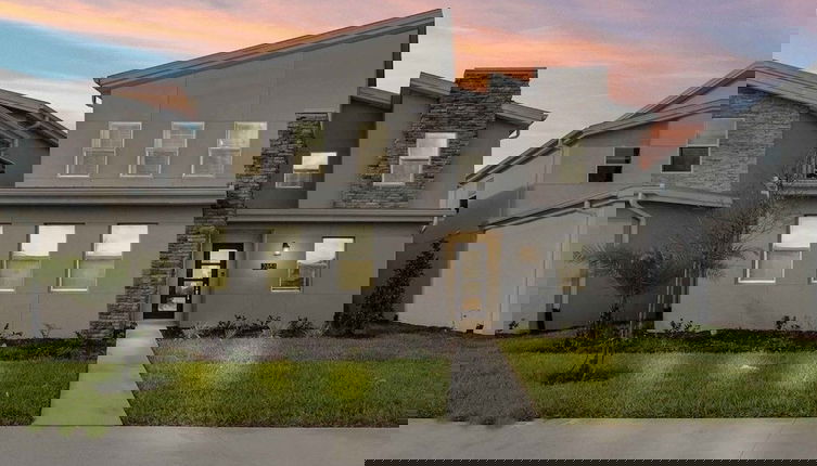Foto 1 - 6 Bedrooms S / Storey Lake Home by RedAwning