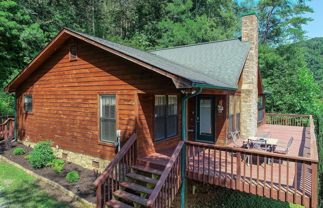 Moosetrax - 3 Bedrooms, 2 Baths, Sleeps 6 Cabin by RedAwning - Foto 26