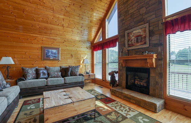 Moosetrax - 3 Bedrooms, 2 Baths, Sleeps 6 Cabin by RedAwning - Foto 12
