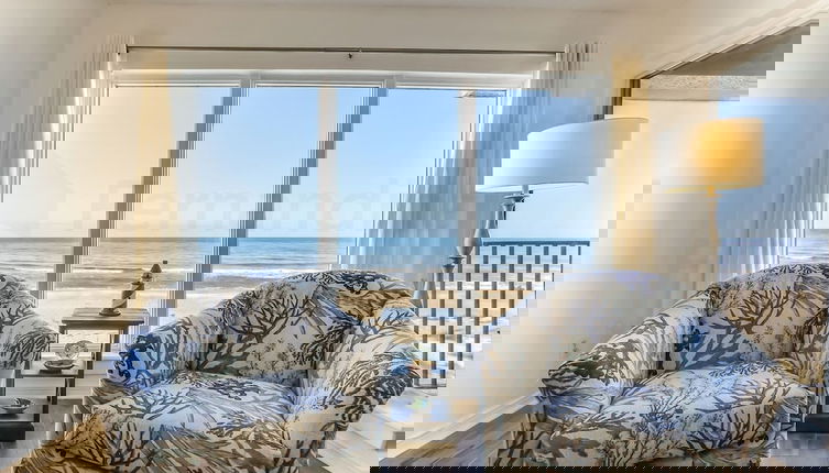Foto 1 - Modest Condo with Splendid Sunrise Views by RedAwning