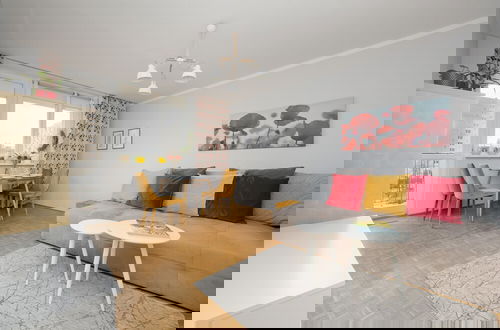 Foto 1 - City Flowers Apartment Warsaw by Renters