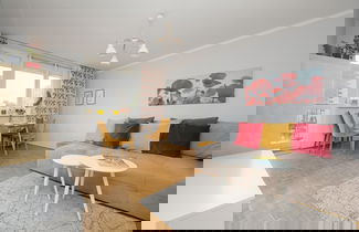 Foto 1 - City Flowers Apartment Warsaw by Renters