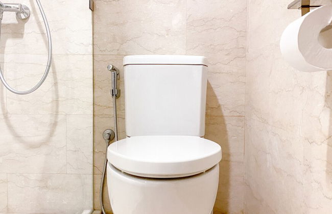 Comfy And Elegant 2Br With Private Lift At Menteng Park Apartment - Photo 15