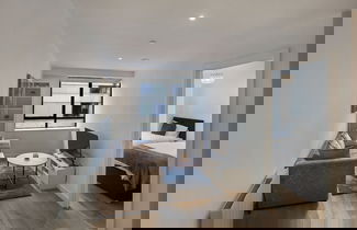 Foto 1 - Central 2-bed Apartment in Croydon That Sleep 4!