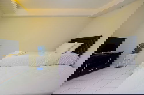 Foto 5 - Comfortable Studio At Kebagusan City Apartment