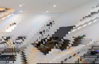 Foto 3 - Modern Family Home in Kensington