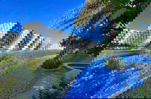 Foto 1 - Celadon City