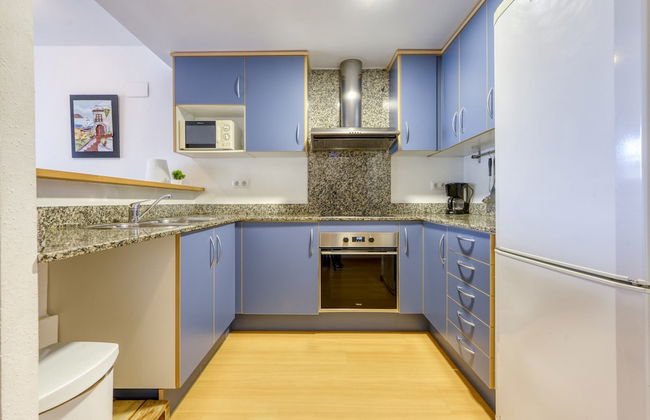 Apartment in Roses Near Sandy Beach - Foto 8