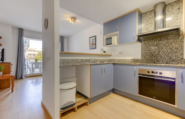 Apartment in Roses Near Sandy Beach - Foto 9