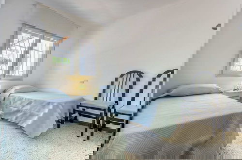 Foto 7 - Apartment With Scenic View